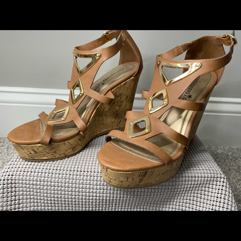 Montego Bay Club Beach Wedges with Gold Accents